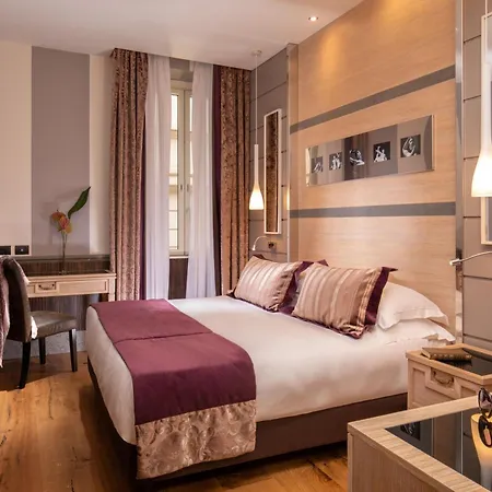 The Inn At The Spanish Steps-2